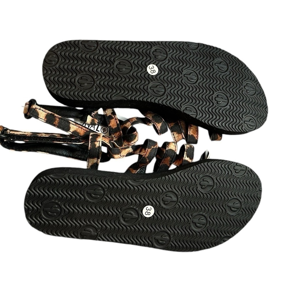 NEW Arizona Love Trekky Leopard Sandals | Velcro Strap Platform | EU38 / US 8 - Picture 2 of 3